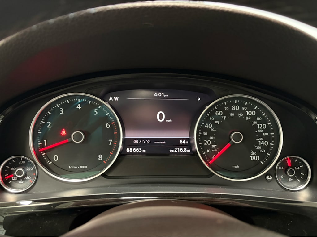 Thumbnail: 2017 Volkswagen Touareg - 13