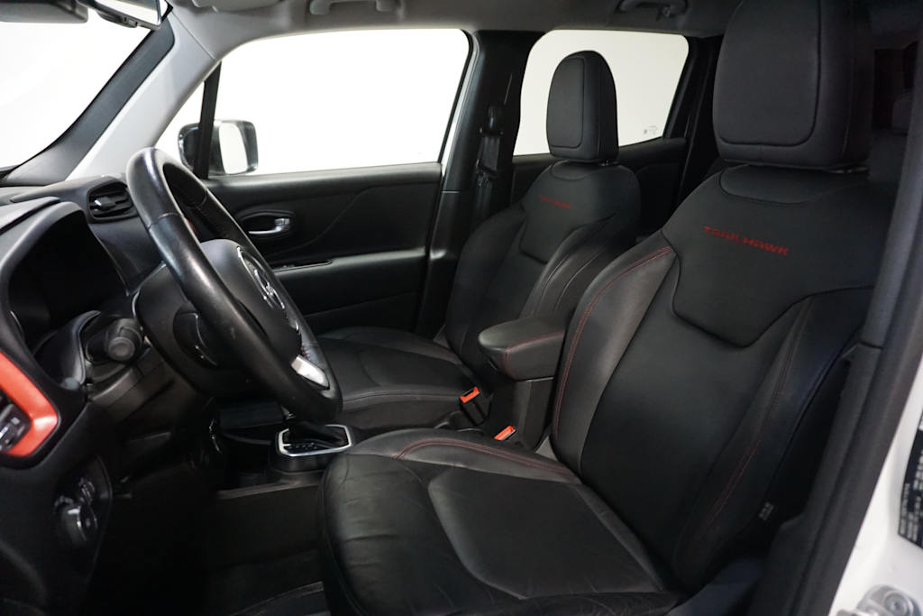 Thumbnail: 2023 Jeep Renegade - 8