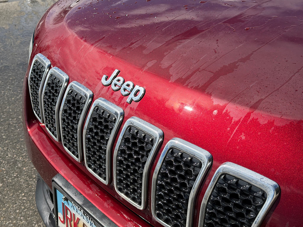 Thumbnail: 2019 Jeep Cherokee - 6