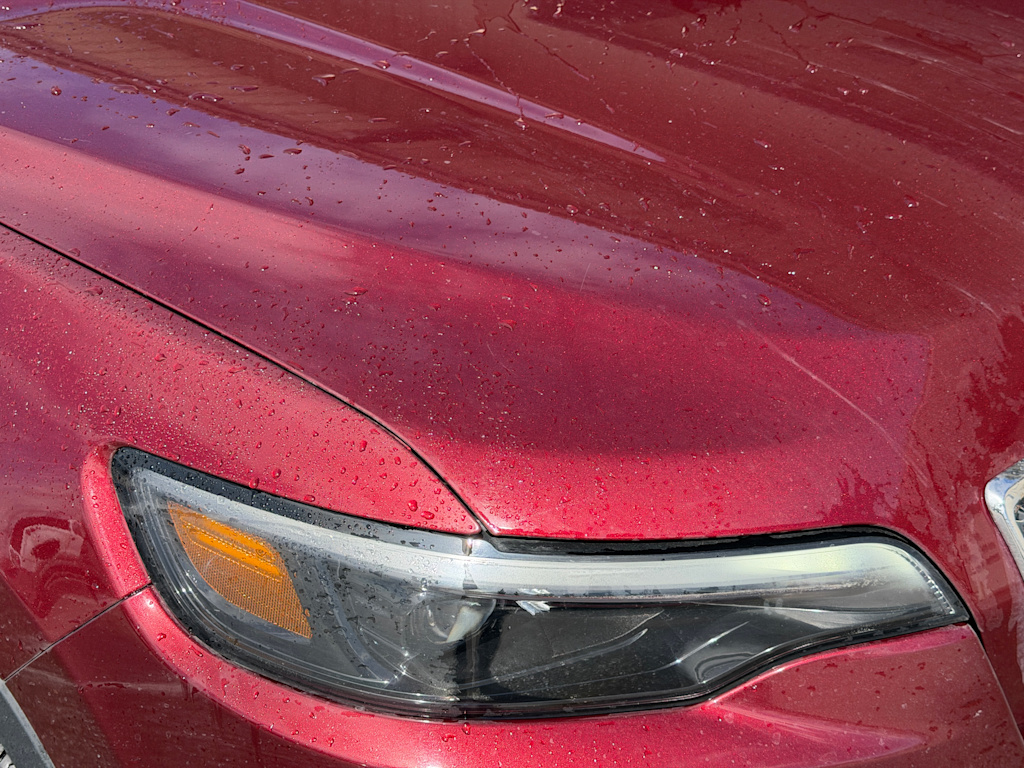Thumbnail: 2019 Jeep Cherokee - 14