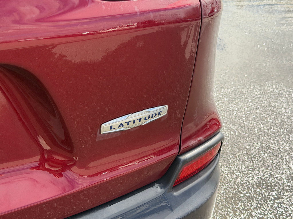 Thumbnail: 2019 Jeep Cherokee - 20