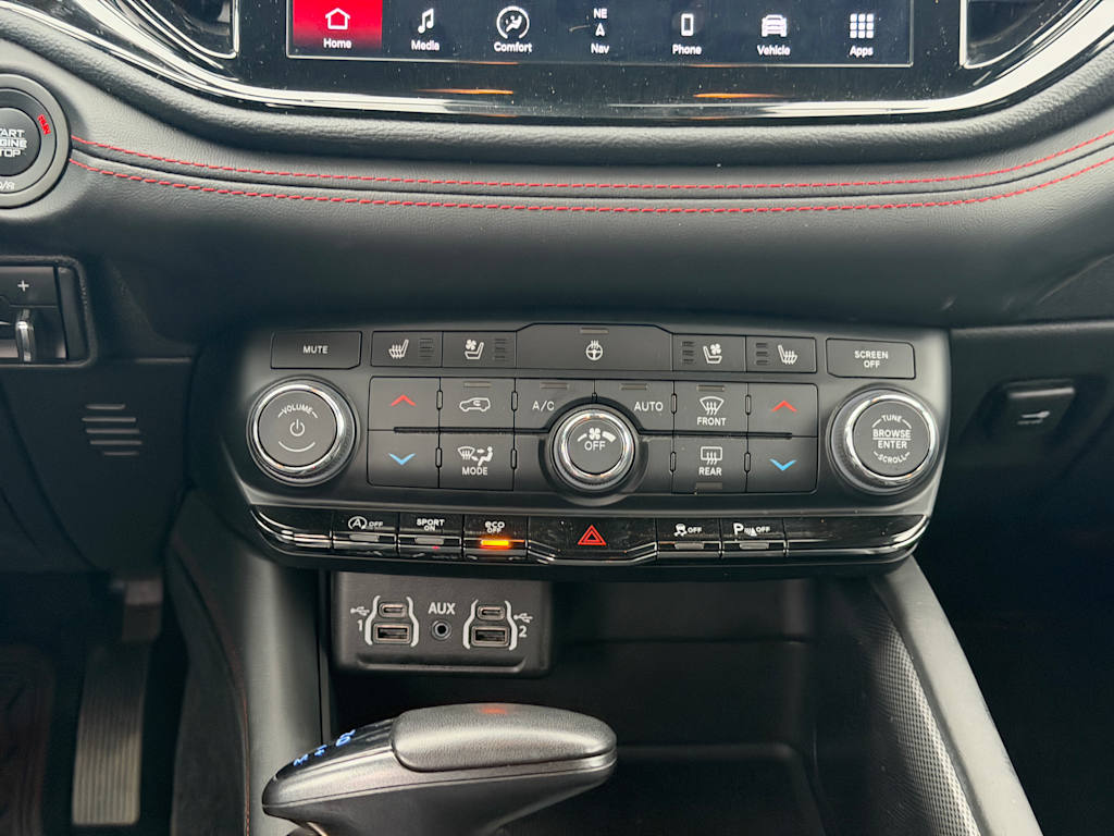 Thumbnail: 2024 Dodge Durango - 22