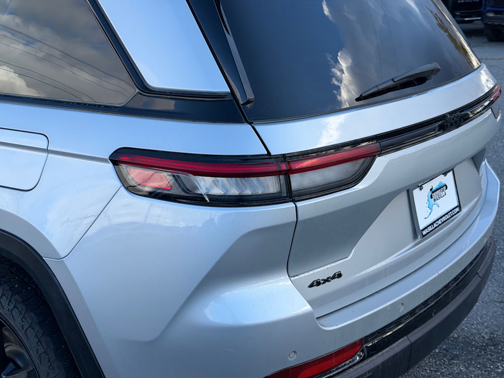 Thumbnail: 2024 Jeep Grand Cherokee - 20