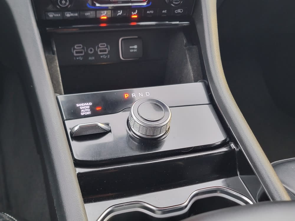 Thumbnail: 2022 Jeep Grand Cherokee - 15