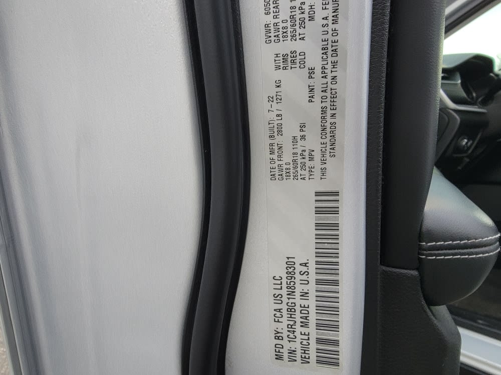 Thumbnail: 2022 Jeep Grand Cherokee - 18