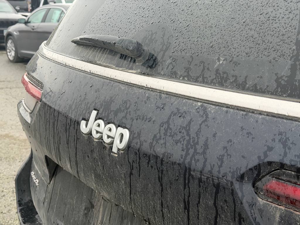 Thumbnail: 2024 Jeep Grand Cherokee L - 21