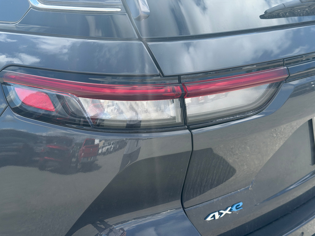 Thumbnail: 2024 Jeep Grand Cherokee - 13