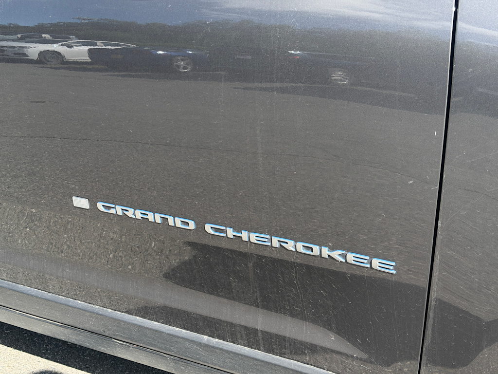 Thumbnail: 2024 Jeep Grand Cherokee - 8
