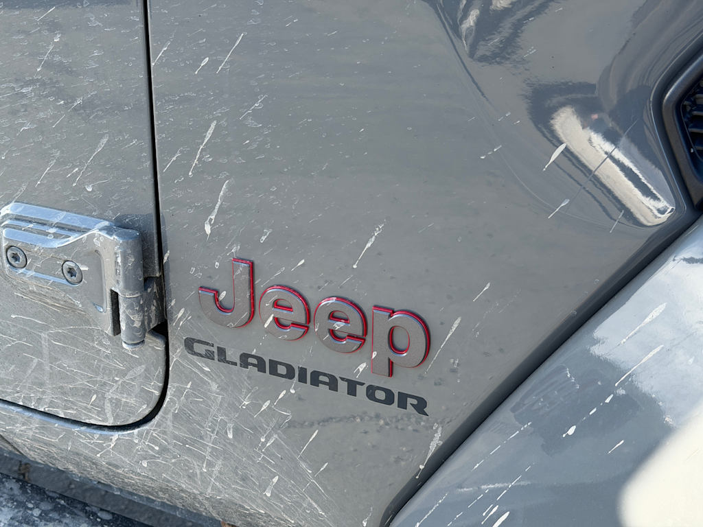 Thumbnail: 2022 Jeep Gladiator - 17