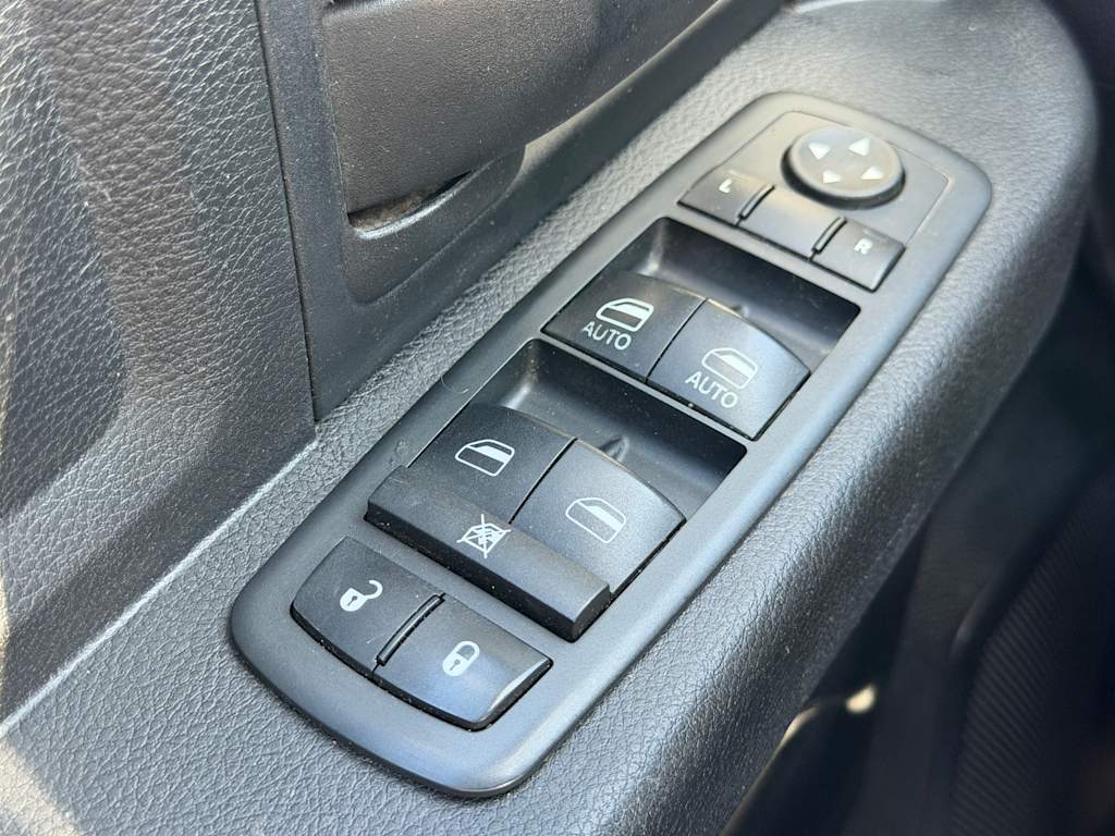 Thumbnail: 2013 RAM 1500 - 14