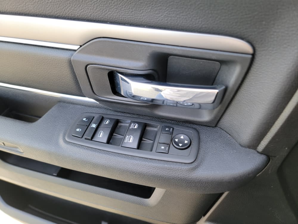 Thumbnail: 2022 RAM 1500 Classic - 21