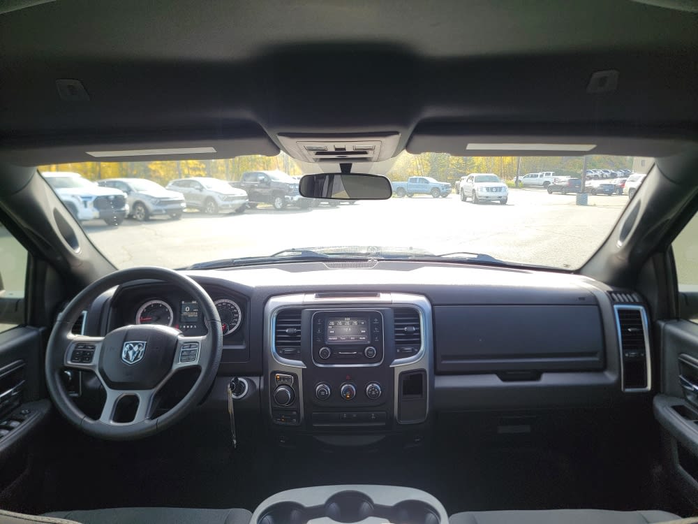 Thumbnail: 2022 RAM 1500 Classic - 10
