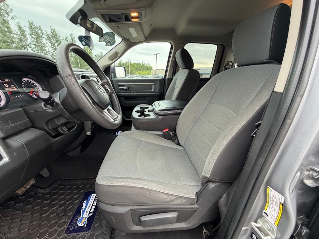 Thumbnail: 2024 RAM 1500 - 9