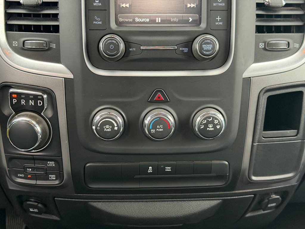 Thumbnail: 2024 RAM 1500 - 23