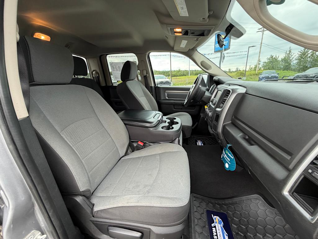 Thumbnail: 2024 RAM 1500 - 10