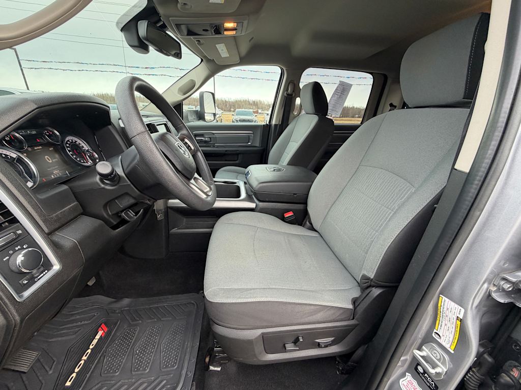 Thumbnail: 2022 RAM 1500 - 9