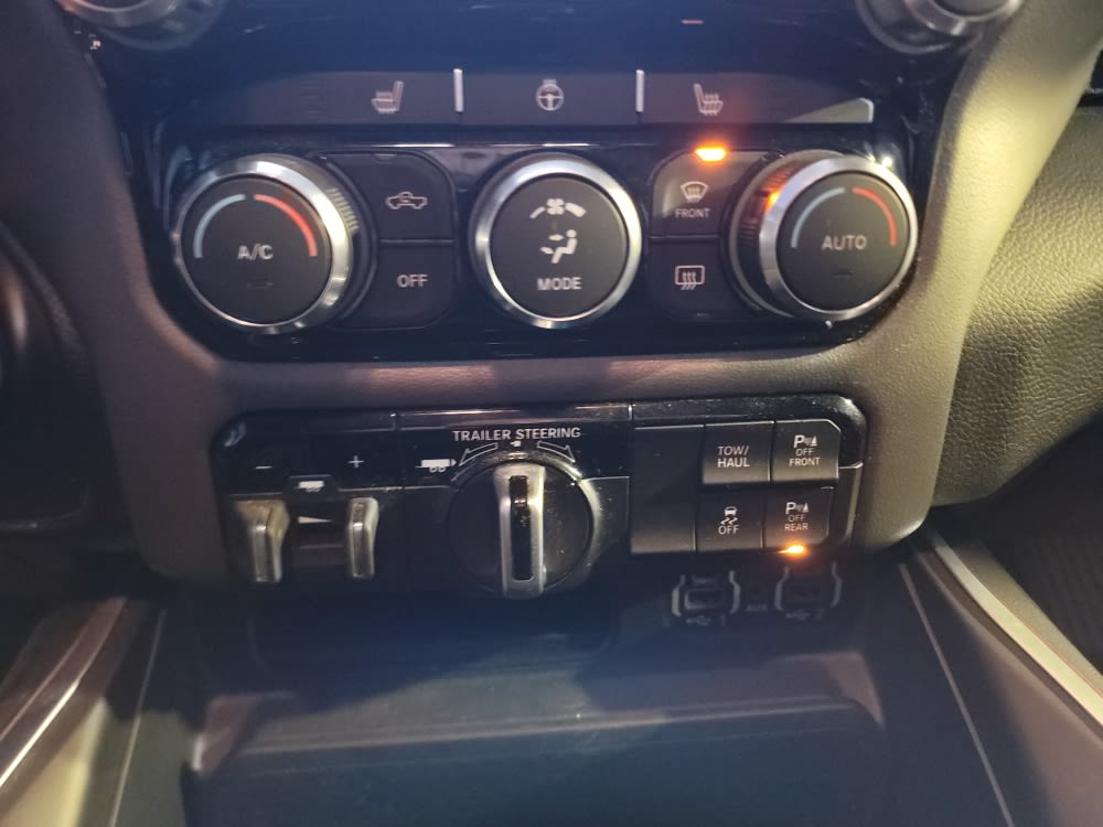 Thumbnail: 2022 RAM 1500 - 22