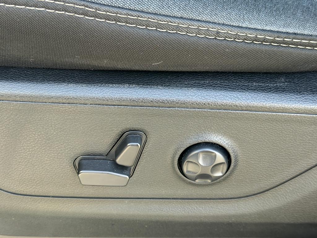 Thumbnail: 2021 RAM 1500 - 15