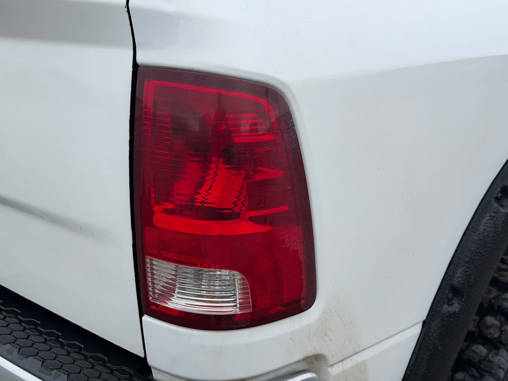 Thumbnail: 2011 RAM 1500 - 17