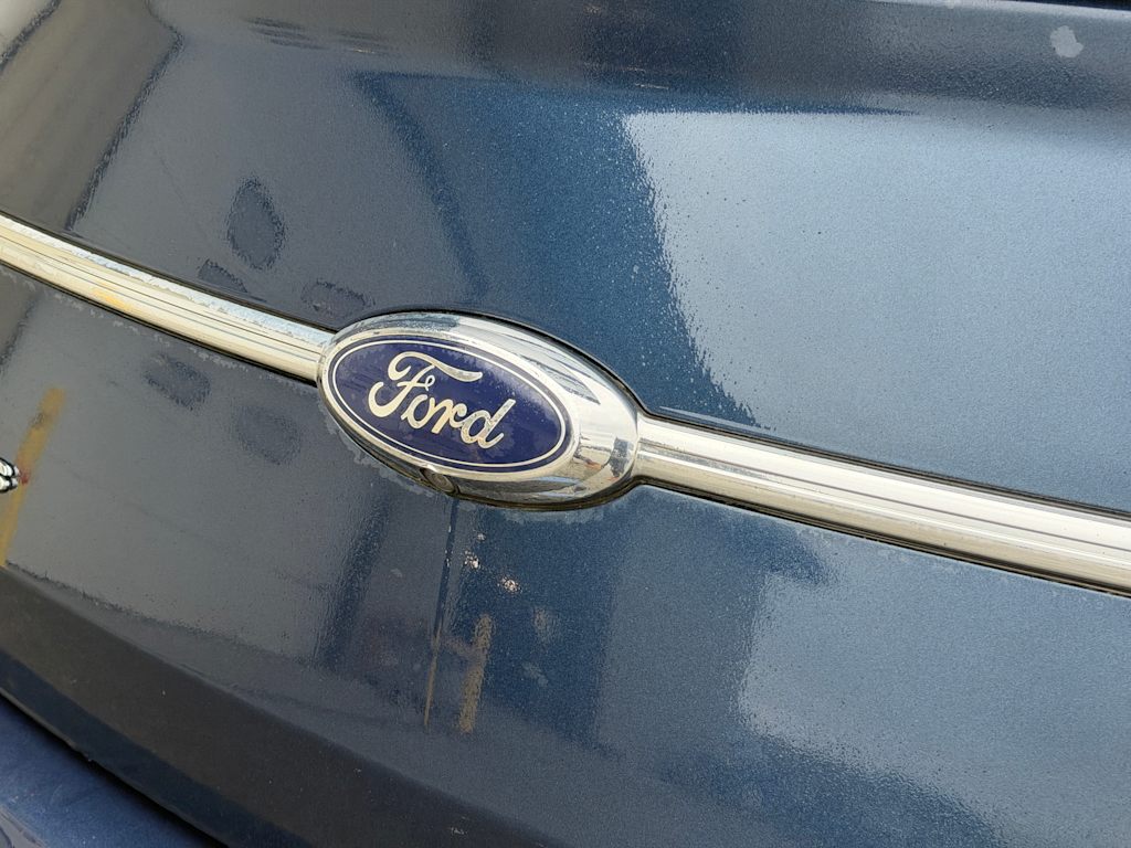 Thumbnail: 2017 Ford Taurus - 21