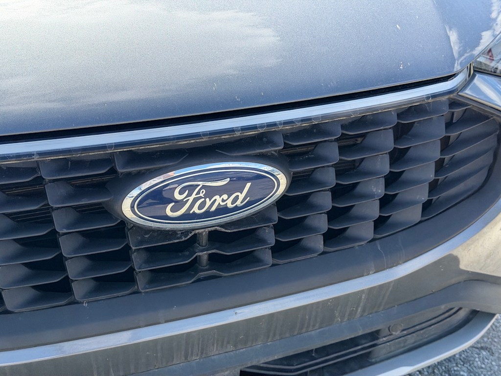 Thumbnail: 2025 Ford Escape - 16