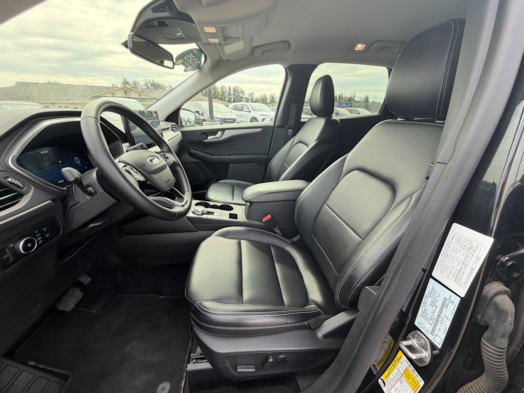Thumbnail: 2025 Ford Escape - 9