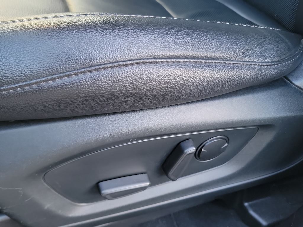 Thumbnail: 2022 Ford Explorer - 23