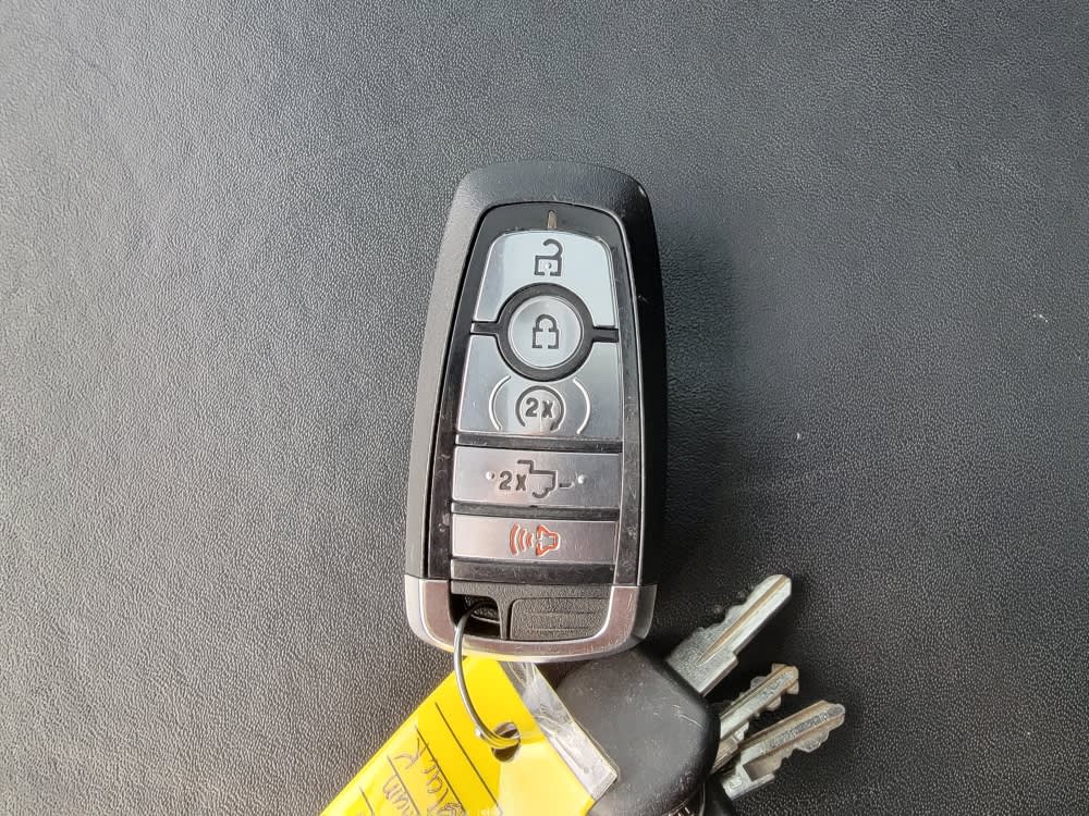 Thumbnail: 2021 Ford F-250 - 16