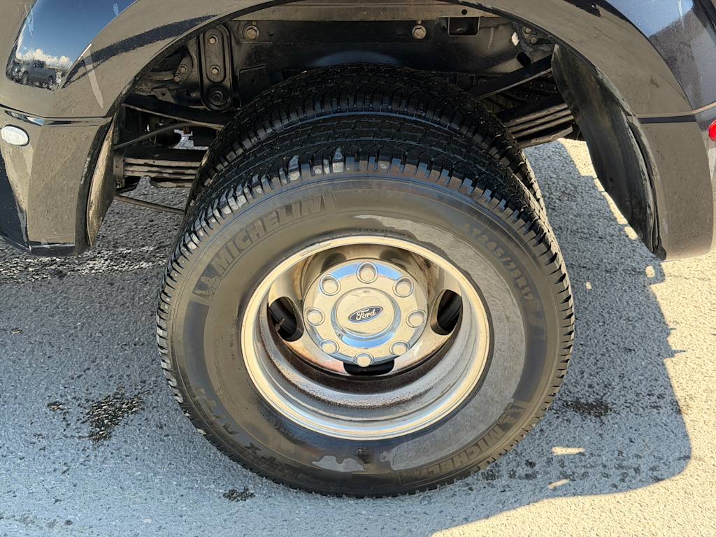 Thumbnail: 2020 Ford F-350 - 24