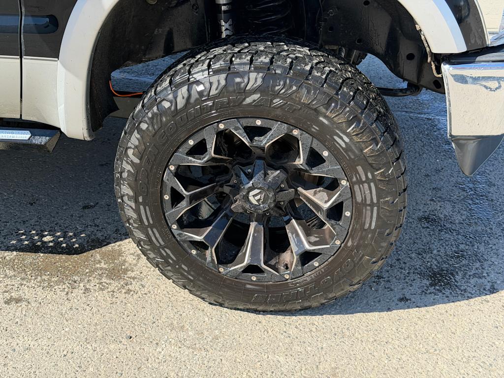 Thumbnail: 2009 Ford F-350 - 19
