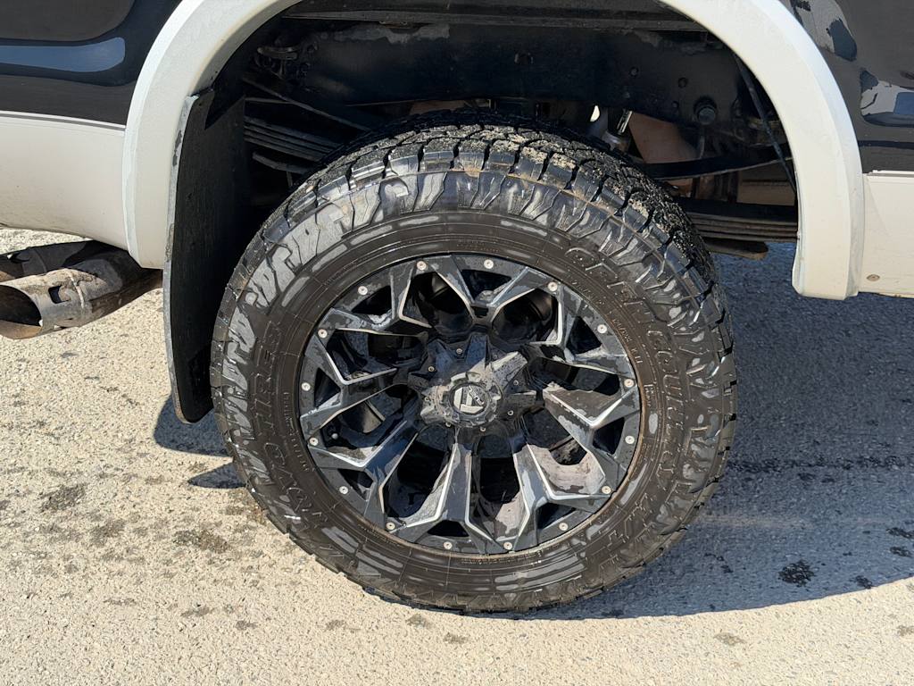 Thumbnail: 2009 Ford F-350 - 22