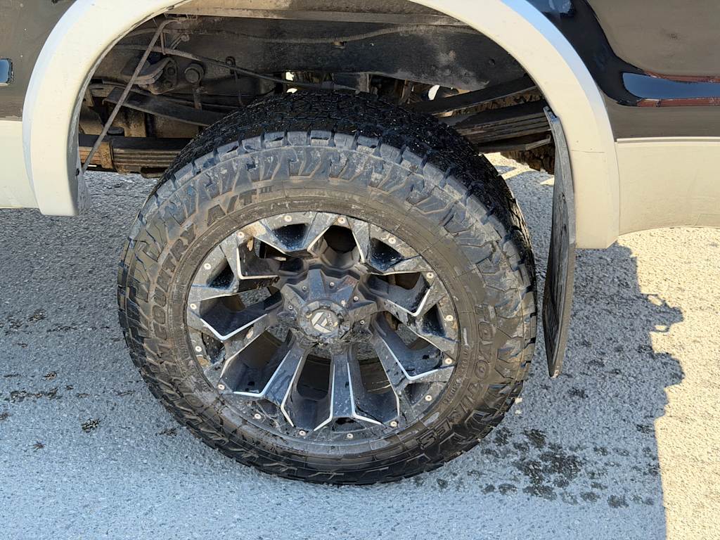 Thumbnail: 2009 Ford F-350 - 26