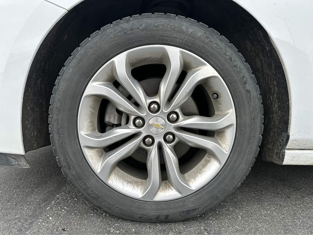 Thumbnail: 2019 Chevrolet Cruze - 6