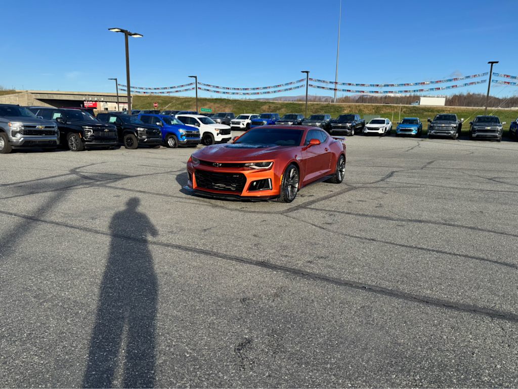 Thumbnail: 2022 Chevrolet Camaro - 6