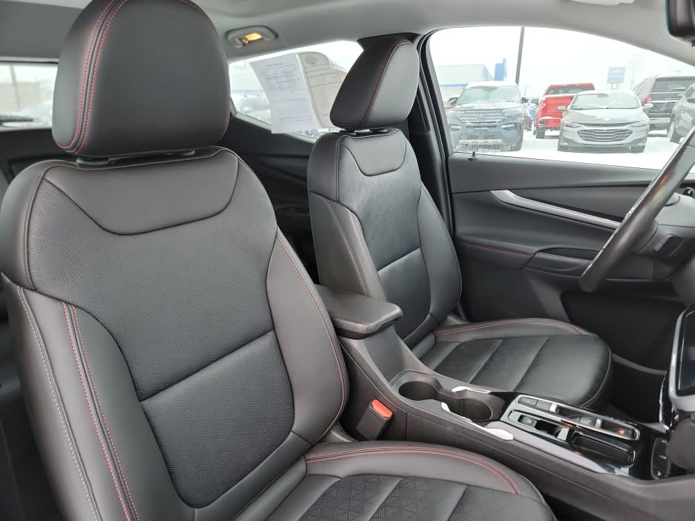 Thumbnail: 2023 Chevrolet Bolt EUV - 11