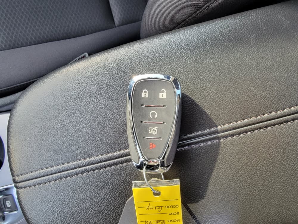 Thumbnail: 2023 Chevrolet Malibu - 17