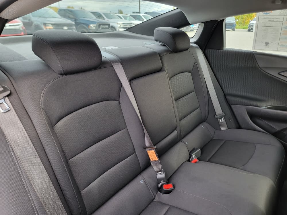 Thumbnail: 2024 Chevrolet Malibu - 12