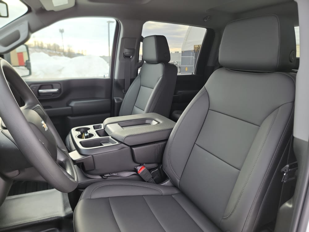 Thumbnail: 2026 Chevrolet Silverado 2500 - 9