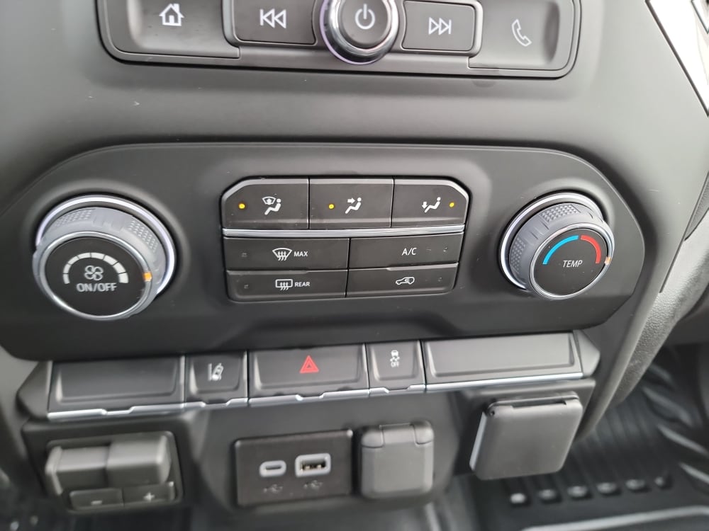 Thumbnail: 2026 Chevrolet Silverado 2500 - 21