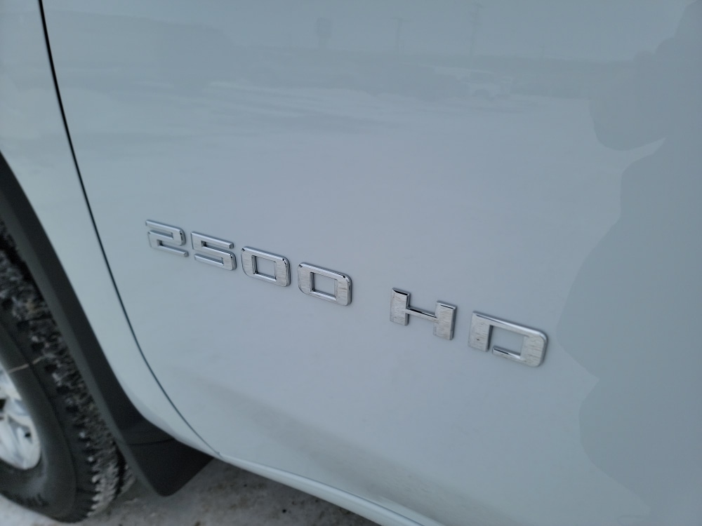 Thumbnail: 2026 Chevrolet Silverado 2500 - 23