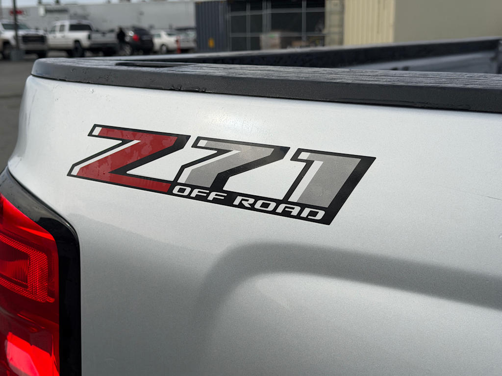 Thumbnail: 2018 Chevrolet Silverado 2500 - 20