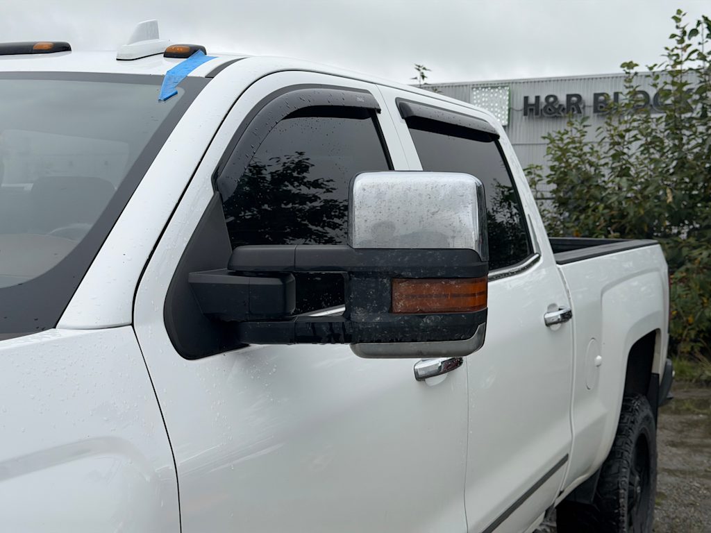 Thumbnail: 2015 Chevrolet Silverado 2500 - 20