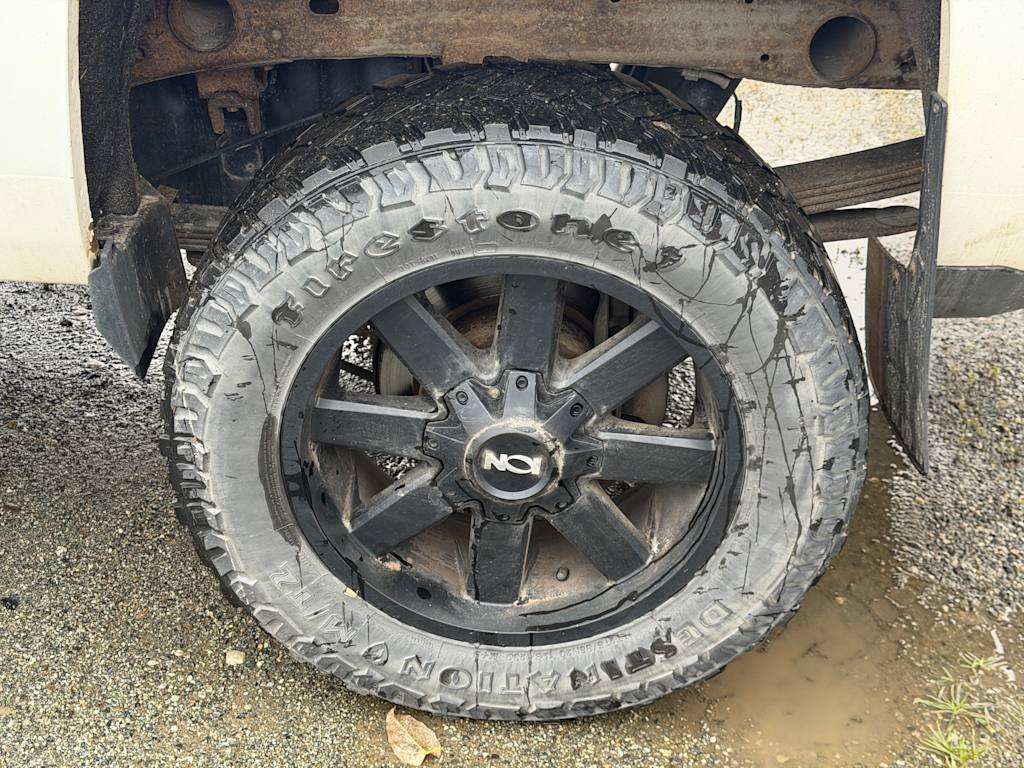 Thumbnail: 2015 Chevrolet Silverado 2500 - 21