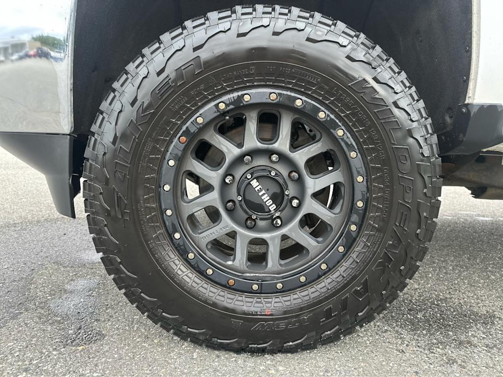 Thumbnail: 2017 Chevrolet Silverado 3500 - 6
