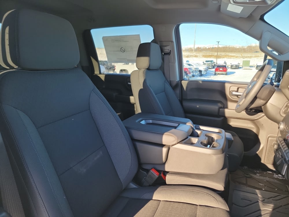 Thumbnail: 2026 Chevrolet Silverado 2500 - 11