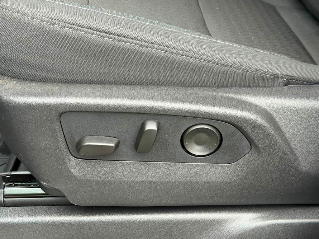 Thumbnail: 2026 Chevrolet Silverado 2500 - 15