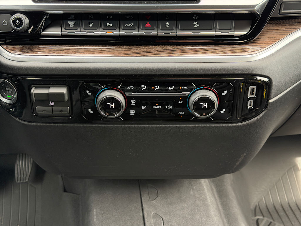 Thumbnail: 2026 Chevrolet Silverado 2500 - 21