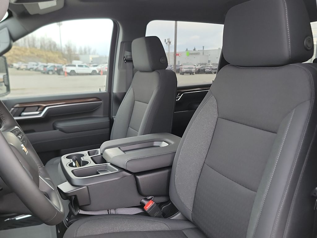 Thumbnail: 2026 Chevrolet Silverado 2500 - 10