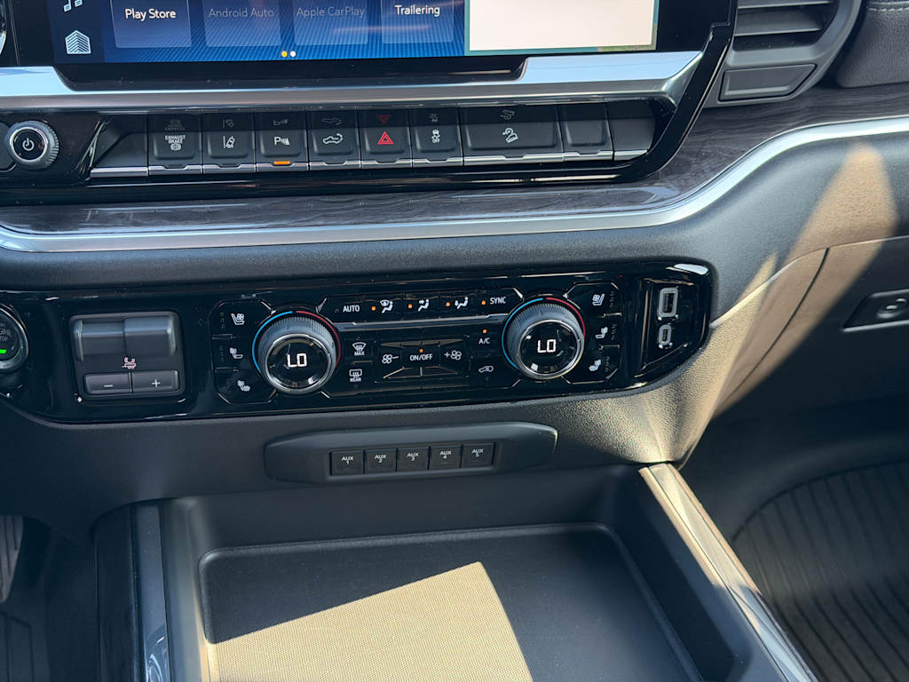 Thumbnail: 2026 Chevrolet Silverado 2500 - 22
