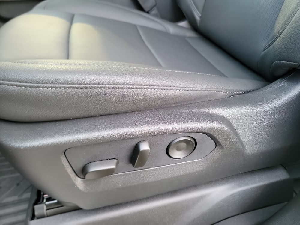 Thumbnail: 2026 Chevrolet Silverado 2500 - 22